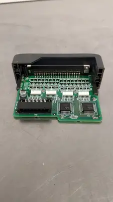 USED AutomationDirect D2-32TD1