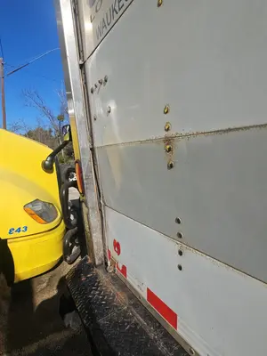 USED 2016 PETERBILT 337