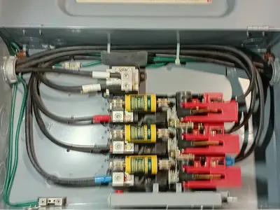 USED SQUARE D CH324N
