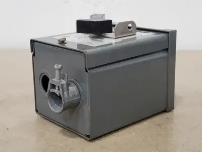 USED LEGRAND 7863-R