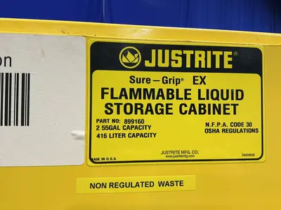 Used JUSTRITE _UNKNOWN_ Cabinets Ohio US | HGR 24 #1343771