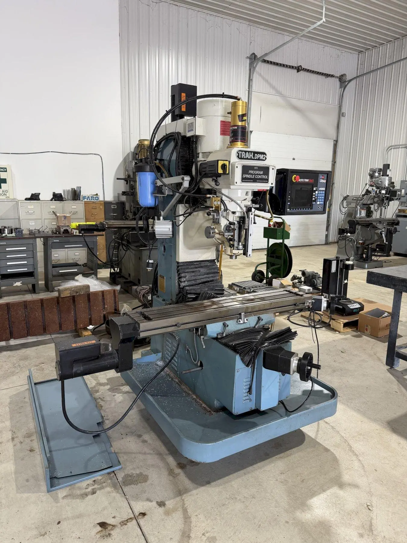 New | in-Stock 2016 SOUTHWESTERN INDUSTRIES TRAK DPMSX 2P Bed Type Mills Michigan US | Lee Stevens Machinery Inc. #1362817