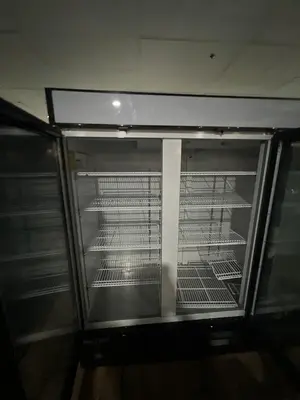 Used MAXX COLD MXM3-72FHC Display Freezers Florida US | BAM Discount Restaurant Equipment #1393582