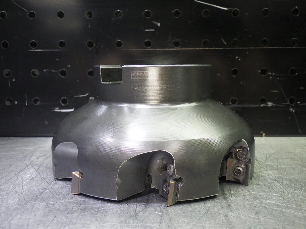 Sandvik 5" Indexable Facemill 1.5" Arbor RA590-127R38S-11M (LOC1349A)