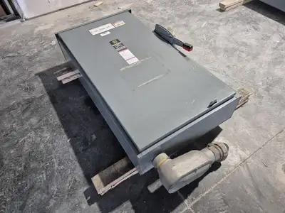 USED SQUARE D CH365R