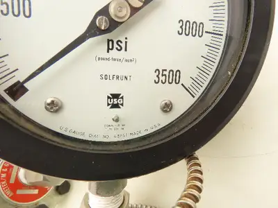 US Gauge 43257 Solfrunt Pressure Gauge w/Temp Sensor And Diaphragm 0-3500 5"Face