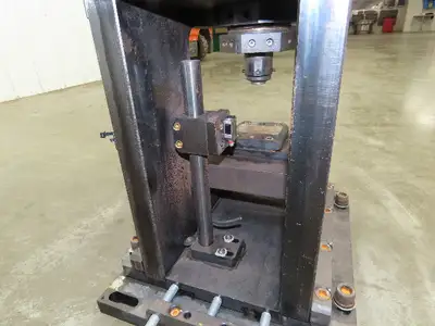 Used TOX PRESSOTECHNIK _UNKNOWN_ Hydraulic Presses Indiana US | Arrow Industrial #1368190