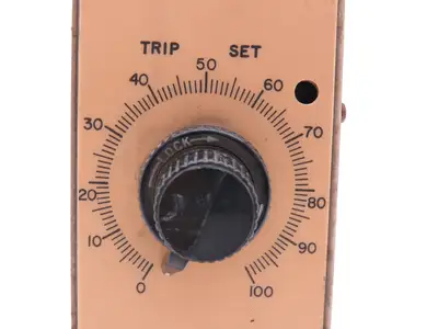 Rochester Instrument Systems ET-214 Low Trip Current Alarm 117VAC 10-50mA Input