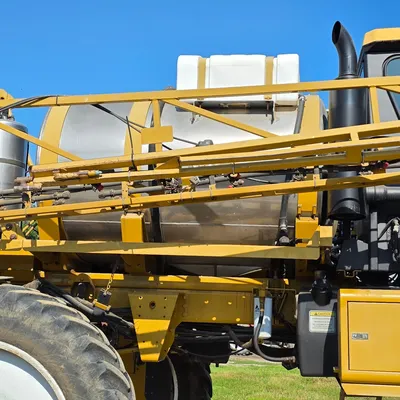 2005 AG-CHEM ROGATOR 1064 SPRAYER SELF PROPELLED | Iron Listing (29)