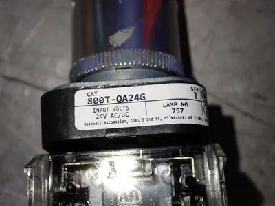 NEW ALLEN BRADLEY 800TQA24G