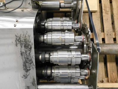 Used Arol _UNKNOWN_ Cappers Chuck - Rotary Ohio US | Equipment Recovery Corp. #1331559