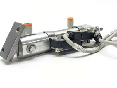 NCDJ2D16-100-H7A2SAPC | SMC  Pneumatic Cylinder w/ Auto Switch 5/8" Bore 1" Stroke - Used