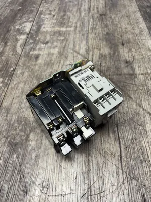 Allen Bradley 100-C09*10 Electrical/PLC/Automation | ESS Industrial Equipment Sales (7)
