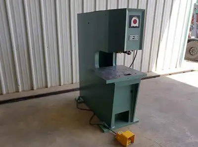 Amada SP-30 Punch Machine
