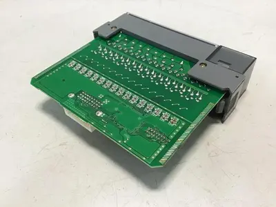 USED ALLEN BRADLEY 1746-IV16 SER C