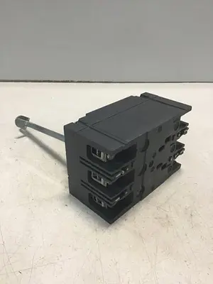 USED GE TED136070 / DISCONNECT