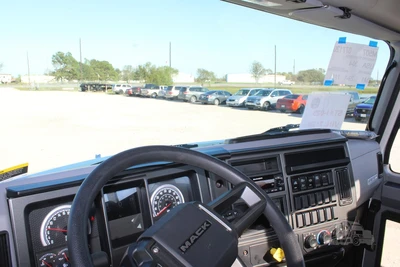 New | in-Stock 2025 MACK MD6 Rolloff Trucks Texas US | Roll Off Truck World #1491916