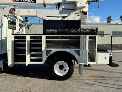 Used 2015 TEREX HR46M Bucket (boom) trucks Florida US | Truck and Van Outlet #1509249
