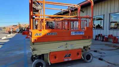 USED 2014 JLG 1930ES