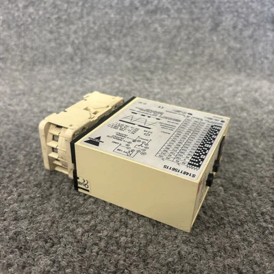 Used Carlo Gavazzi ["PT100 S1481156115", "S1481156115"] Temperature Controls California US | Davliegogo LLC #1707089