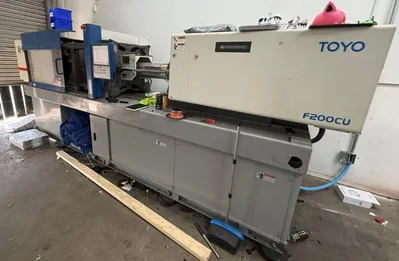 2013 TOYO SI-150V-F200CU Injection Molding Horizontal/Vertical | Machinery Network (1)