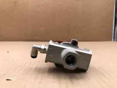 SMC VHS40-N02-Z PNEUMATIC VALVE 3 port LOCK OUT , Aluminum 15-150PSI