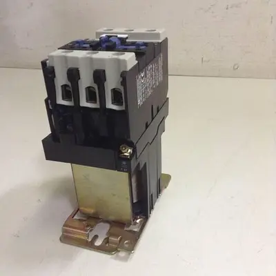 USED TELEMECANIQUE LP1D5011