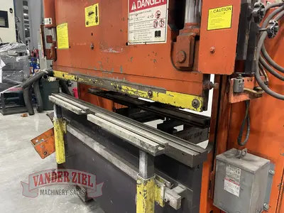 Betenbender 6' x 70 Ton Press Brake with Automec 150 Control