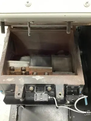 USED MILACRON MG-814