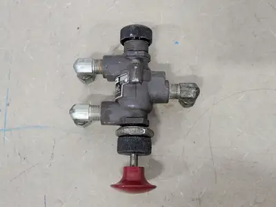 USED AMOT 4057D020F1