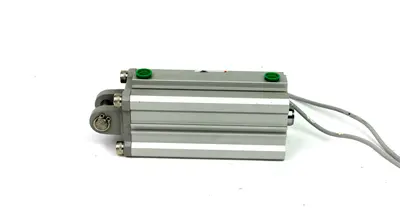 NEW SMC CDQ2D40-75D-A73Z