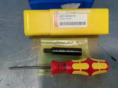 Used SANDVIK COROMANT A32716B18SC09 Tooling & Accessories (Other) Ohio US | HGR 24 #1345811