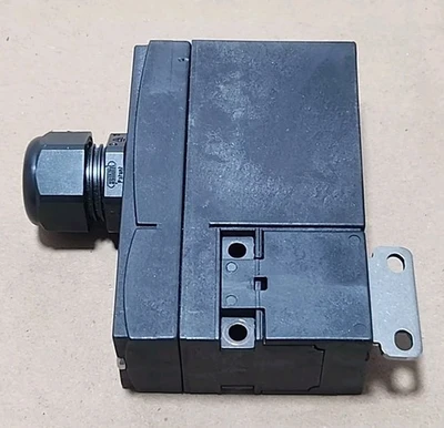 USED Schmersal AZM 170-02ZRKA
