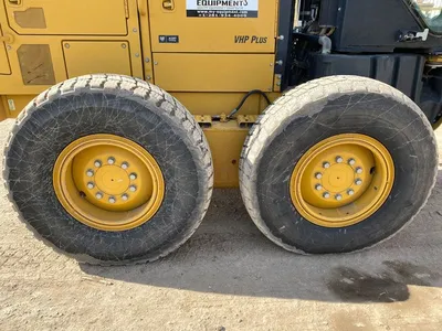 2011 Caterpillar 140M2