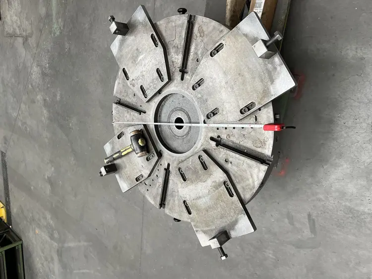 Used CHUCKS 4 CLAW DIA:1000 MM Parts | Apt International N.V #364467