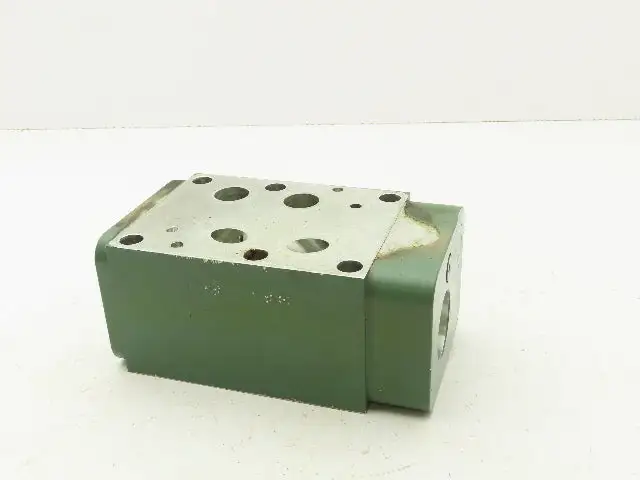 Used SUN HYDRAULICS _UNKNOWN_ Valves/Fittings | Arrow Industrial #625566