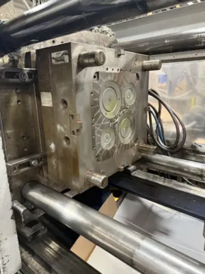 2001 VAN DORN 230HT Injection Molding Horizontal/Vertical | Machinery Network (3)