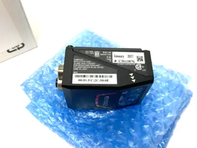 New | in-Stock KEYENCE SR-751 Barcode Scanners Michigan US | Maverick Industrial Sales #1460923