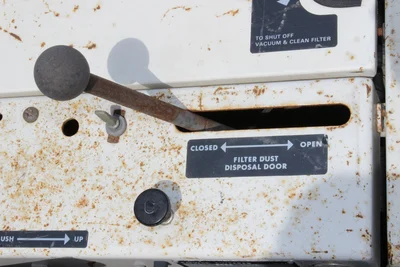 USED 1998 TENNANT 220