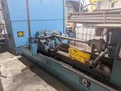 Gidding & Lewis - Injector Drilling Machine