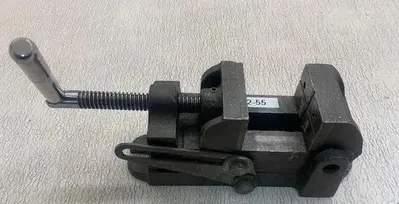 Used PIVOTAL VISE Misc Industrial Equipment Kentucky US | Aucto #686528