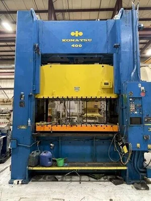 USED 1980 KOMATSU E2P 300