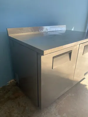75-0370 True TWT-48 Self Contained 48'' Worktop Cooler