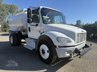 Used 2016 FREIGHTLINER BUSINESS CLASS M2 106 Water Trucks California US | Mittry Construction #1363453