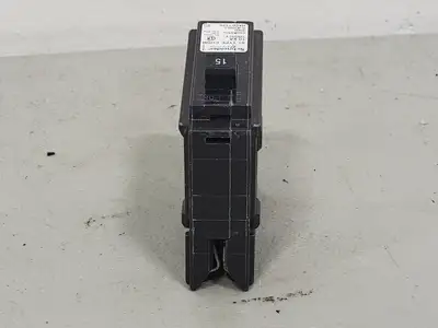 Used SCHNEIDER ELECTRIC CHOM115 Switchgears British Columbia CA | Lenmark #242314
