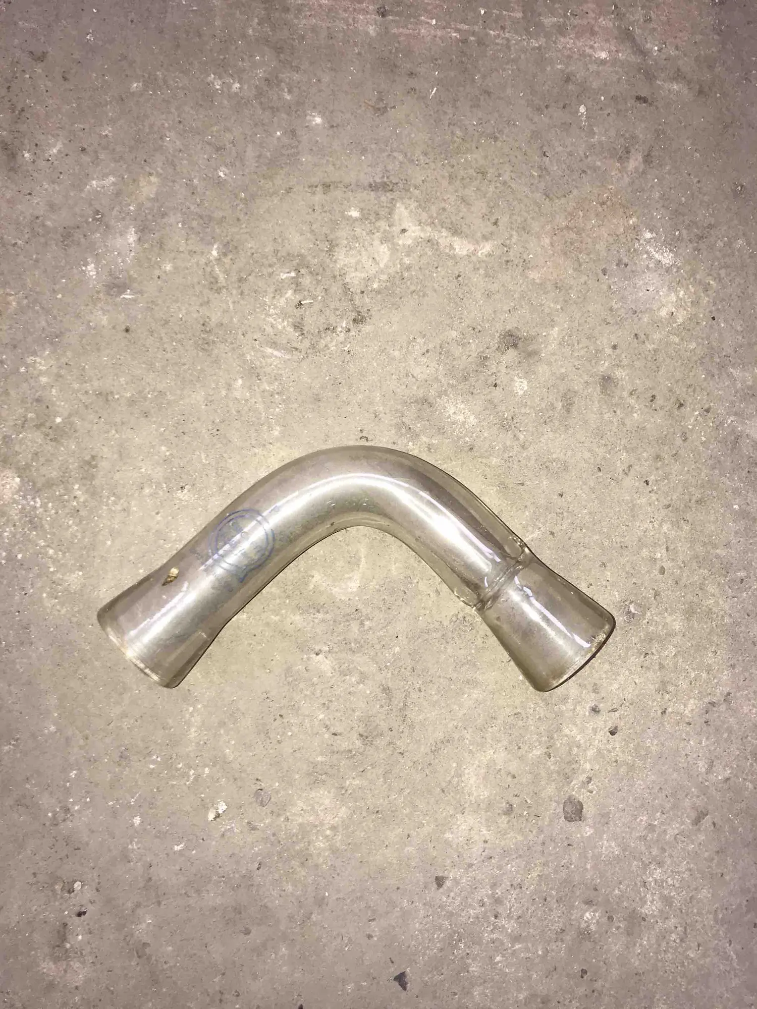 25mm Dia 90degree Bend with inner valve