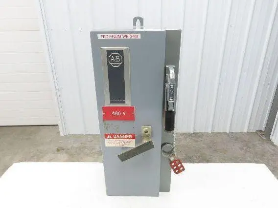 Square D 512-BJB-6-24 Combination Dual Motor Starter 10Hp 3Ph Size 1