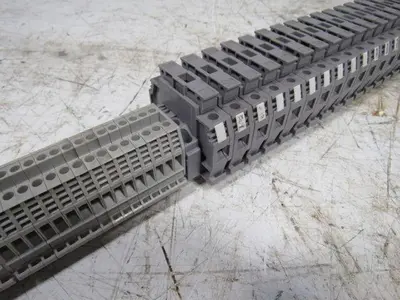 Entrelec 011537805 M10/16 Fuse Holder Terminal Block Din Rail Mount  Lot of 42