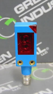 Sick WE4-2F330 Photoelectric Proximity Sensor New NIB