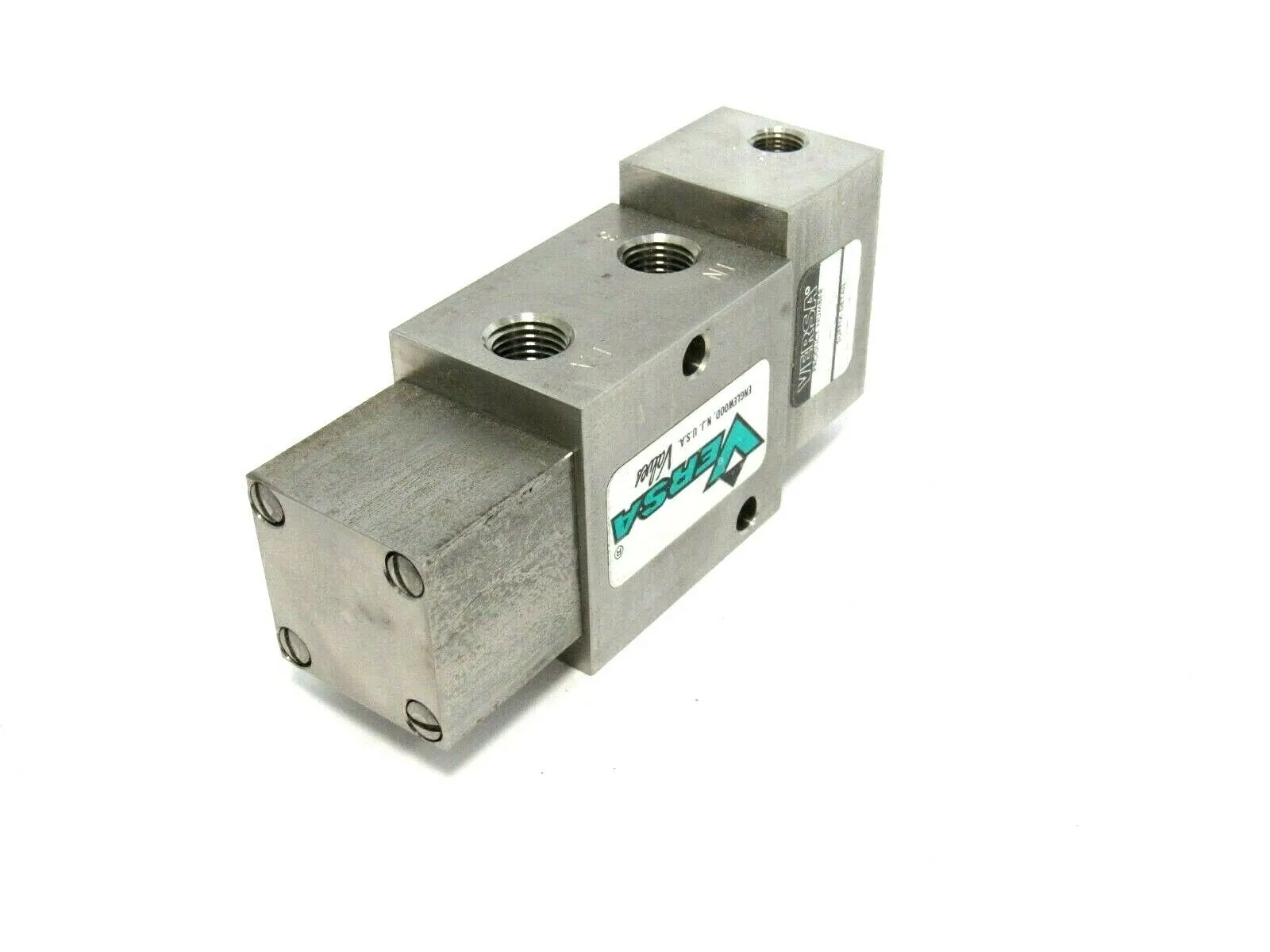 NEW VERSA VPS-3302 VALVE 316-S-273 VPS3302